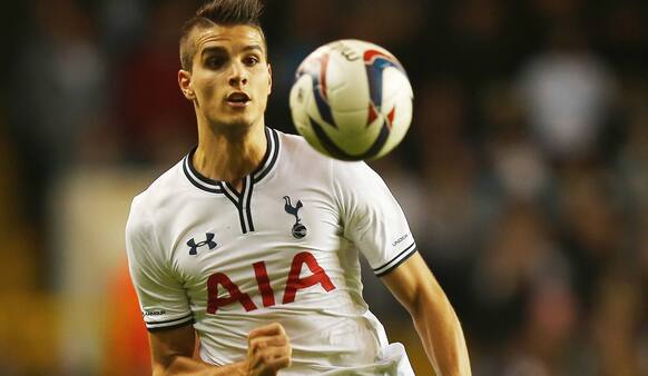 Tottenham vinder EL-gruppe efter Lamela-hattrick