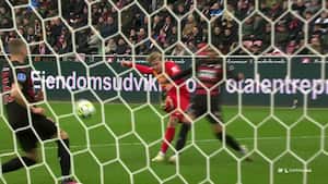 Svensson er præsenteret i Dortmund - gense hans flotte Superliga-mål