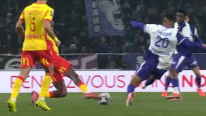 Toulouse i undertal: Emersonn med kraftfuld tackling