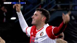 Feyenoord foran: Gimenez sikrer hollænderne føring