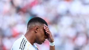 Mbappé under lup for mistænkelige overførsler til betjente