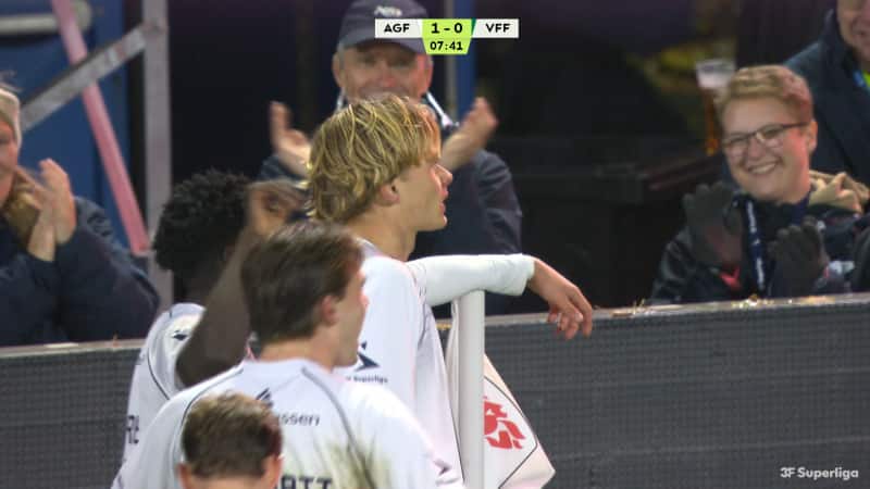AGF på sejrskurs: Bech gør det til 2-0 | Viaplay Sport News