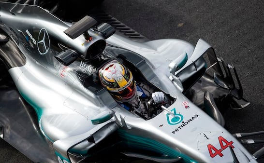 Se fotos: Kan Lewis Hamilton snuppe VM-titlen i denne bil