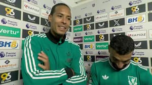 Salah og van Dijk lettede efter sen arbejdssejr