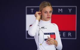 Alba Larsen bliver første dansker i ikonisk Formel 1-akademi