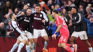Aston Villa besejrer Arsenal i sidste sekund