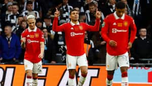 Casemiro når högst – ger United ledningen i ligacupfinalen