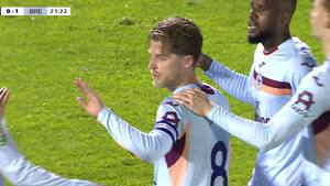 Mathias Jensen hakker Brentford på 1-0