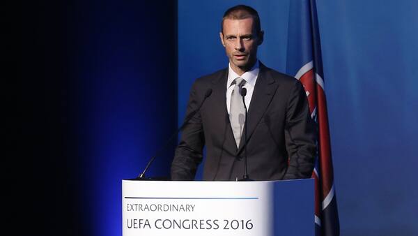 UEFA-boss vil gøre livet sværere for de rige fodboldklubber