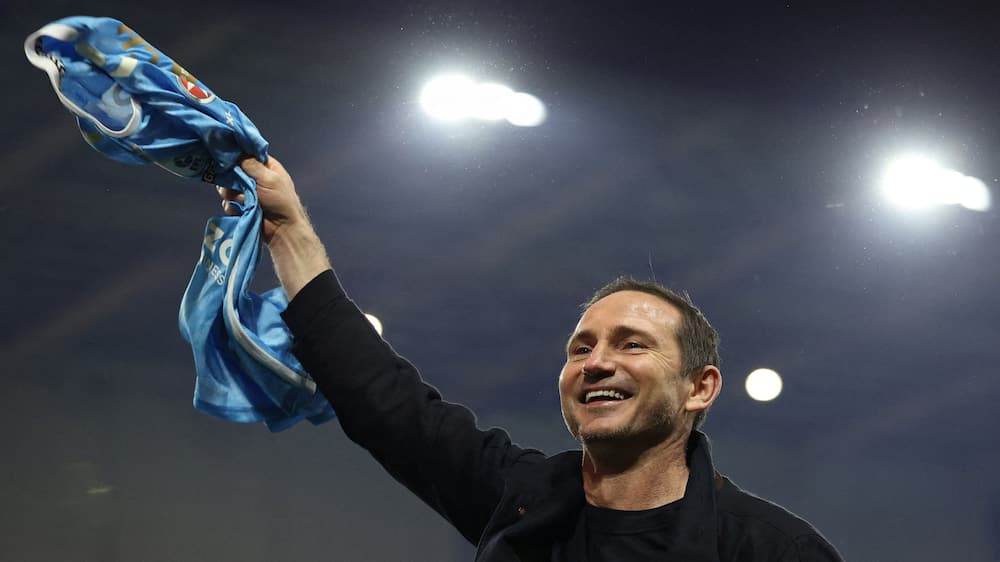 Lampard lover dansker PL-minutter