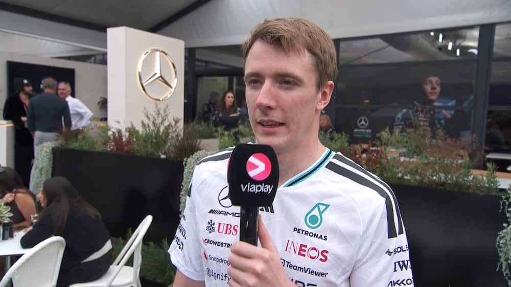 Vesti om kaotisk rejse til Australien: 70 timer på farten