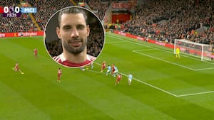 Vanvidskasse af Szoboszlai: Høvler frispark i krogen