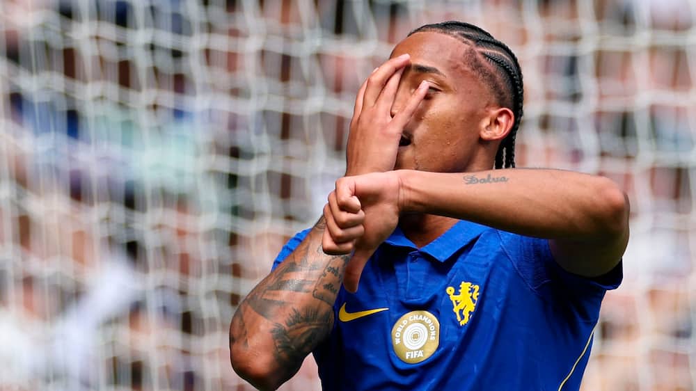 Chelsea binder brasiliansk angriber i otte år
