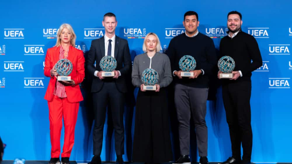 UEFA uddeler særlige hæderspriser