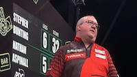 Bunting afværger Aspinalls comeback og er i finalen