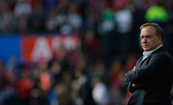 AZ ansætter Dick Advocaat