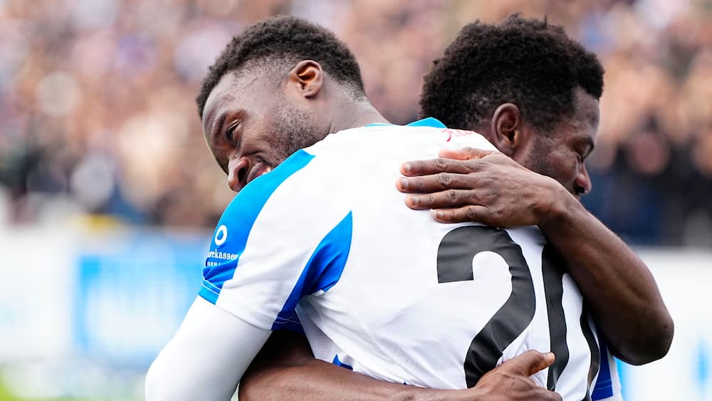 Hvilket dunderspark! Owusu hamrer den ind