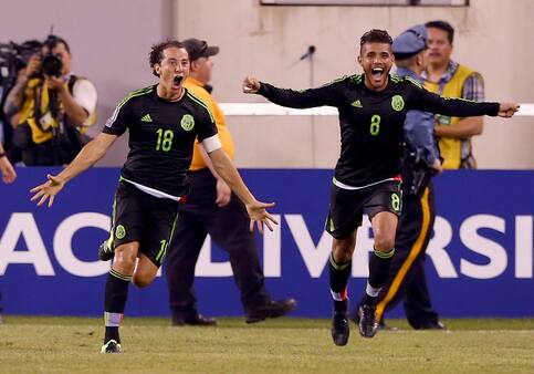 Kontroversielt straffespark sender Mexico i semifinale