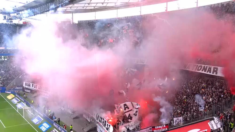 Vanvittige scener: To kom til skade før Frankfurt-kamp