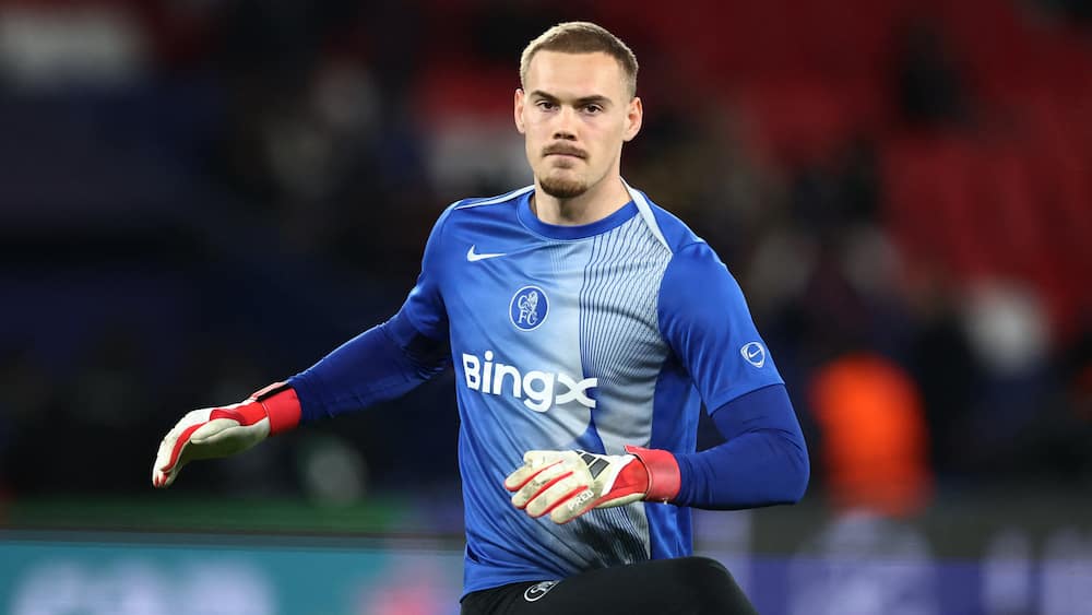 Filip Jørgensen ude af Chelsea-trup