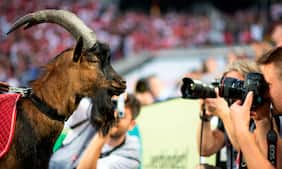 Historisk mål i 1. minut i premieren på Bundesligaen