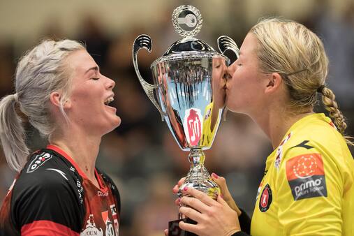 Ny FCM-træner debuterer med Super Cup-trofæ