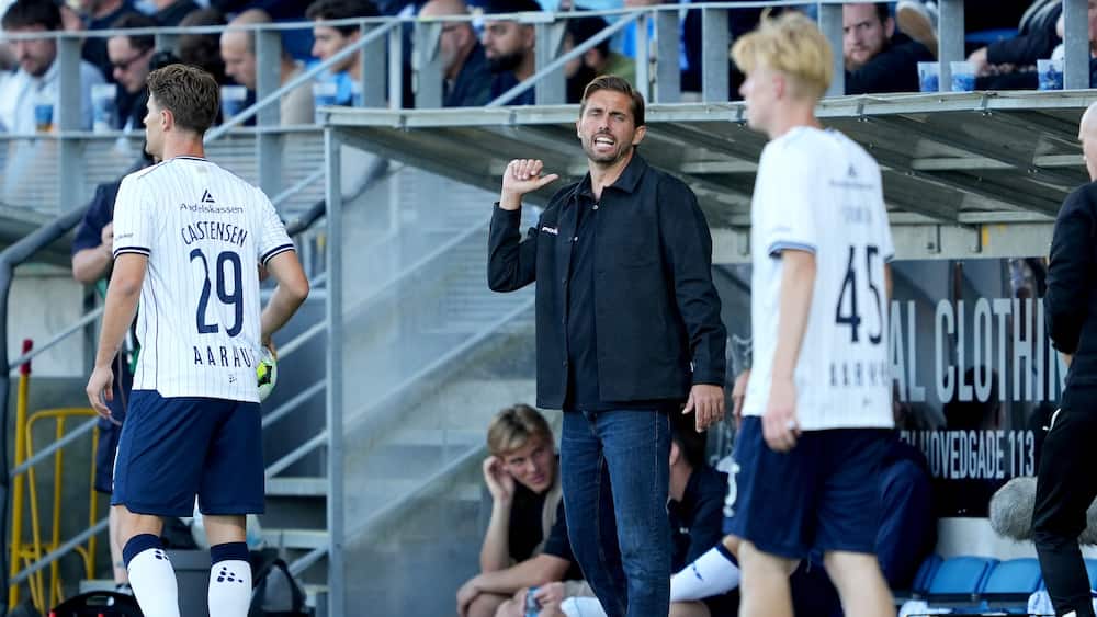 AGFs defensiv er 'noget værre rod'