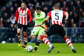Ajax dummer sig og PSV genvinder titlen i Holland