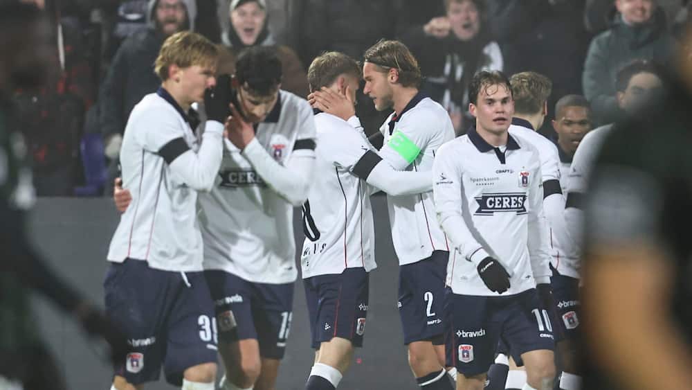 AGF vender truende nederlag til sejr på tre minutter