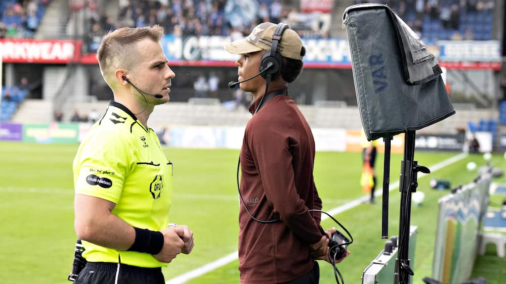 Tidligere topdommer: 'Det frustrerer fansene'
