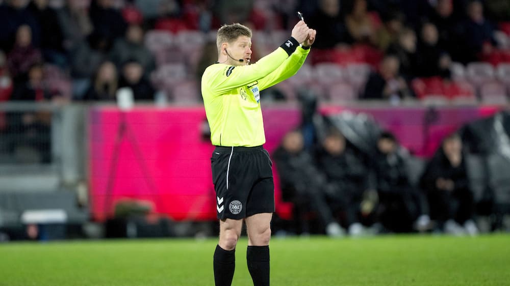 Sundberg står fast: Derfor var der ikke straffe til AGF eller FCM