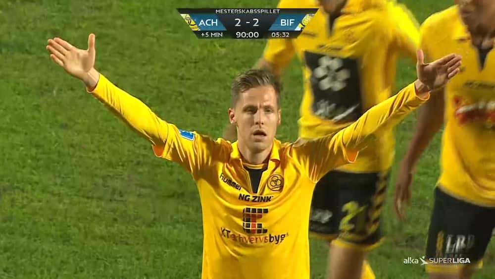 Otte år siden: Da Finnbogason hev guldet fra Brøndby