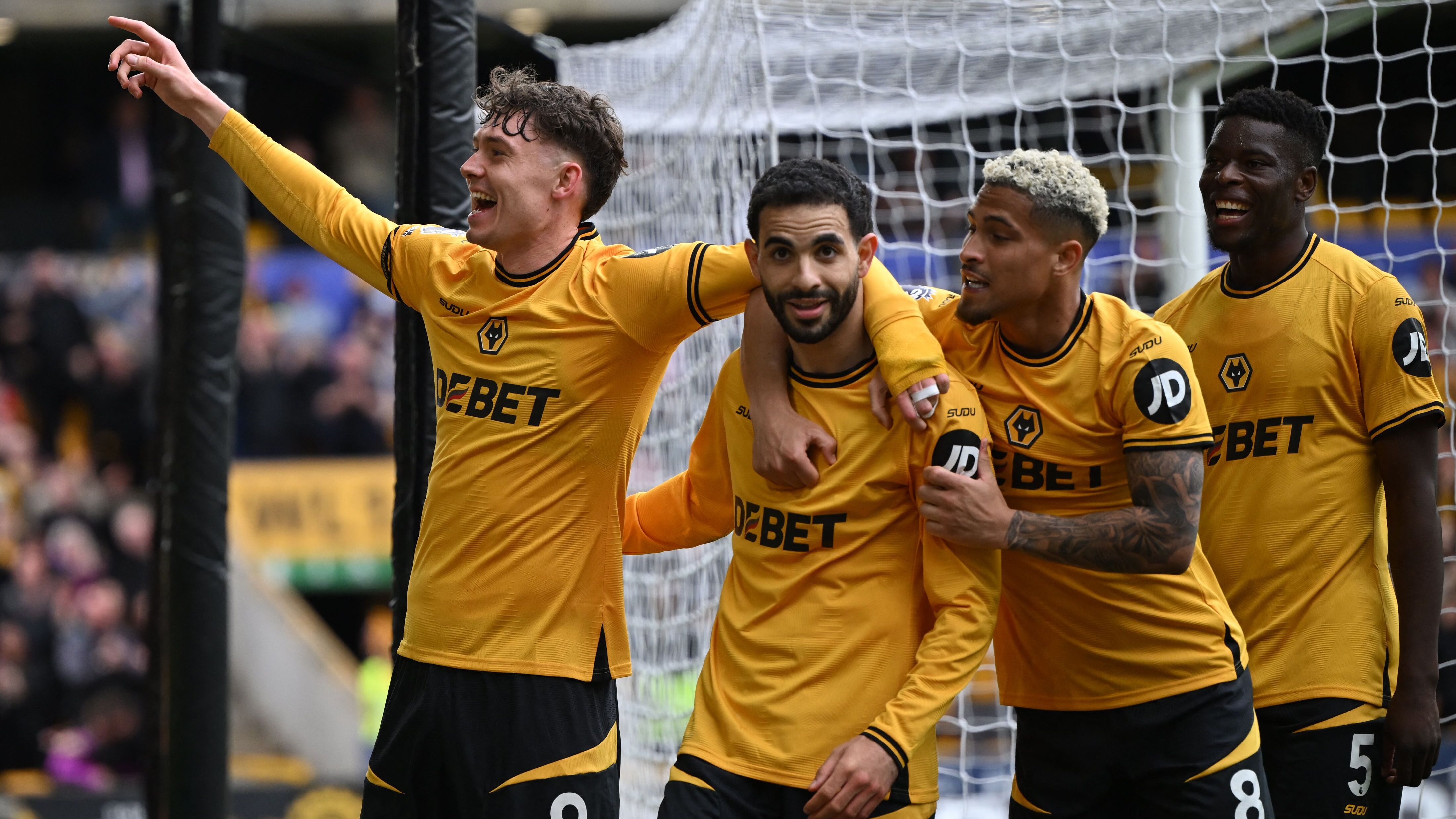 Wolverhampton driver gæk med stakkels Leicester