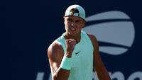 Rune slår flad hollænder i tre sæt i US Open