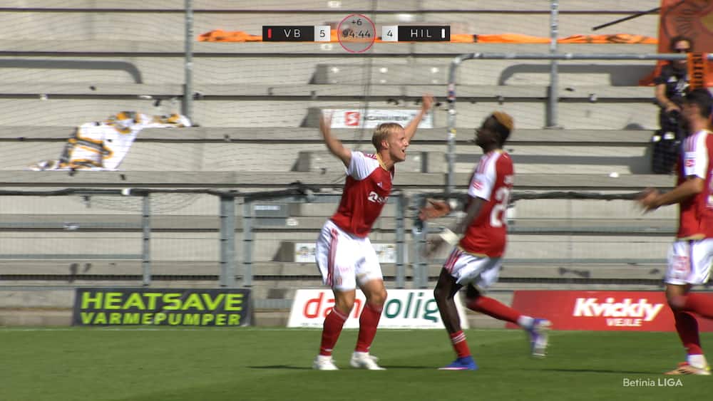 Kæmpe målfest i Nørreskoven: Vejle vinder 5-4