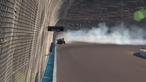 Svensker i voldsomt IndyCar-crash