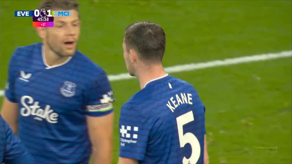 Skulle Everton-profil have haft rødt kort? Bedøm selv