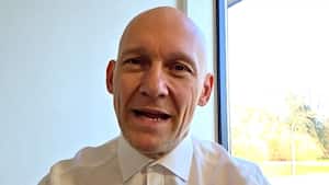 Gravesen om Hermansen: 'Han får en chance mere'