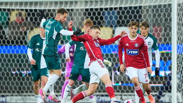 Sent mål skaffer Silkeborg point i bundbrag mod Vejle