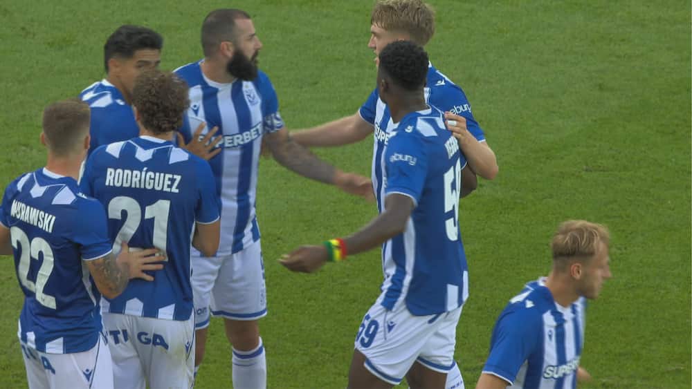 Av, AGF: Tidligt straffet af Randers-kending