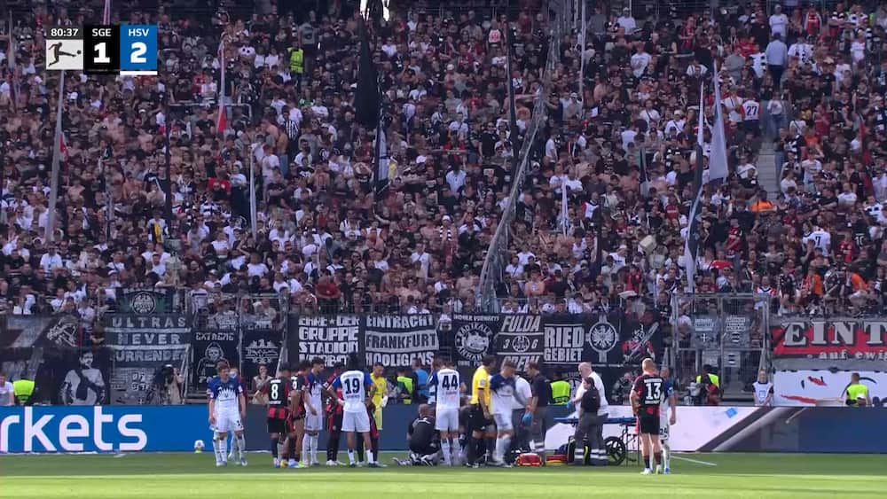 Grimme scener i HSV-kamp: Total stilhed på stadion