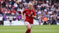 Sene scoringer redder Danmark fra fiasko mod Uruguay
