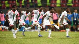 Burkina Faso er klar til kvartfinale efter straffedrama