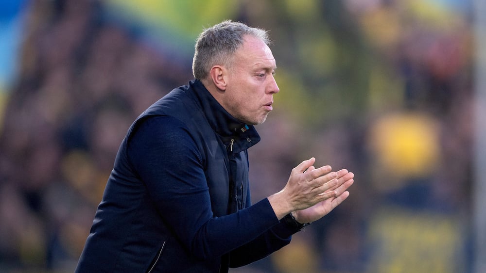 Bosnisk landstræner med vild anklage mod Steve Cooper