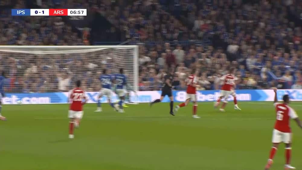 16-årig brillierer: Arsenal i front