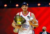 Anadolu Efes vinder EuroLeague for første gang i klubbens historien - se afslutningen LIGE HER