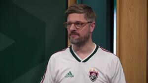 Morten Crone om fodboldtrøje: Fik den af brasiliansk familie