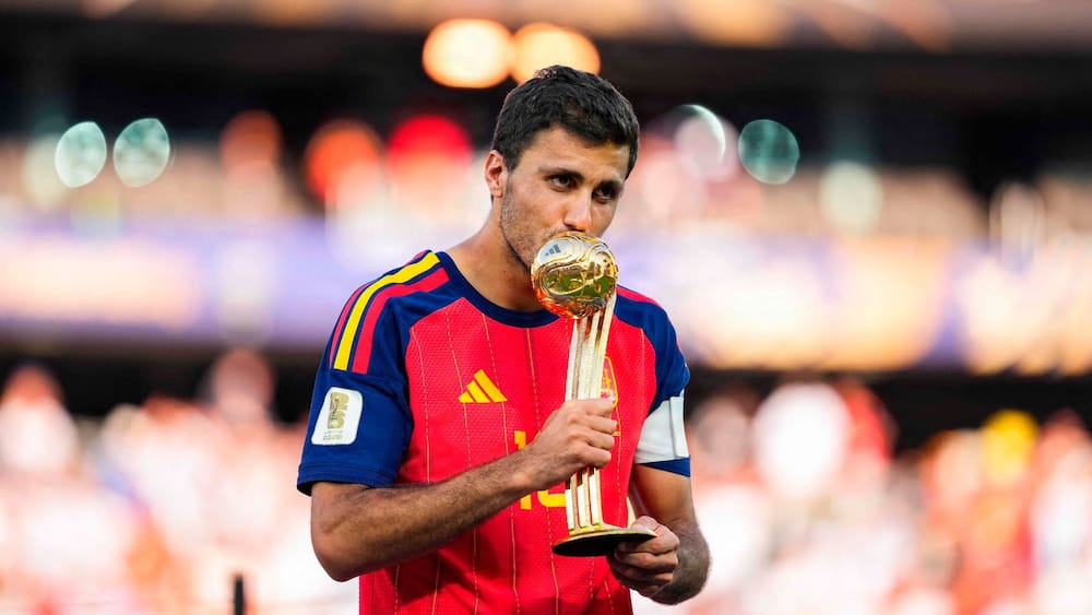 Barca afgiver tredje bud på Ballon d'Or vinder