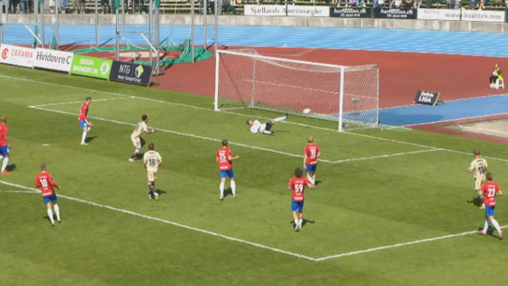 Fælt drop sender Lyngby på Superliga-kurs