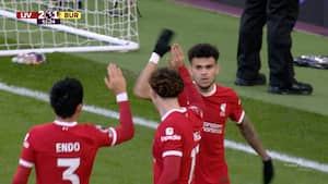 Diaz taps in Liverpool’s go-ahead goal v. Burnley